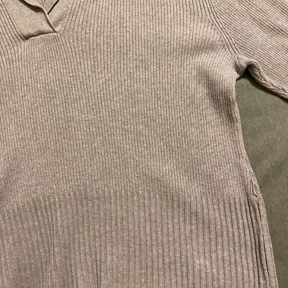 Gray ribbed sweater - Picture 6 of 6